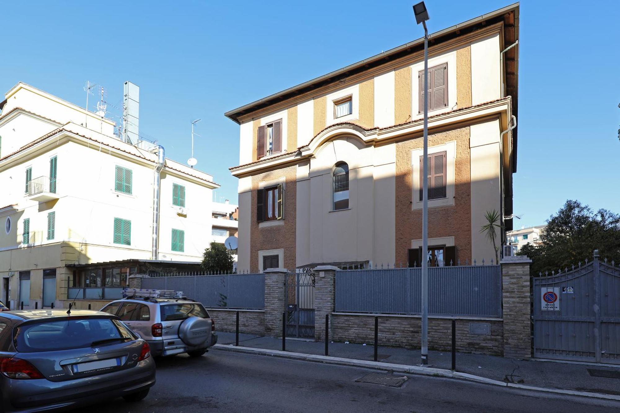 Cornelia - Charme Apartment Rome Buitenkant foto